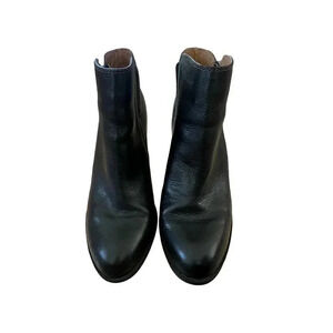 Sofft Women's Black Almond Toe Side Zipper Leather Ankle Boots Size 9M